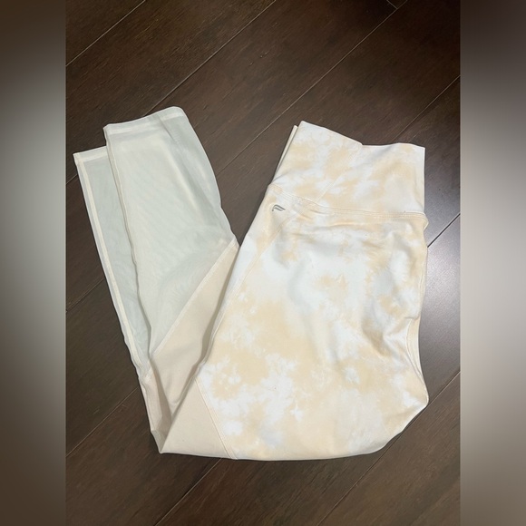 Fabletics Honey Milk Zoned-High Waist Leggings Size Large - Picture 3 of 11